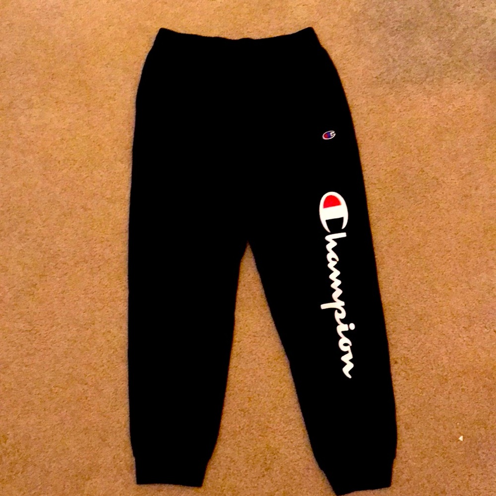 Champion brand sweatpants (joggers). Boys size L.